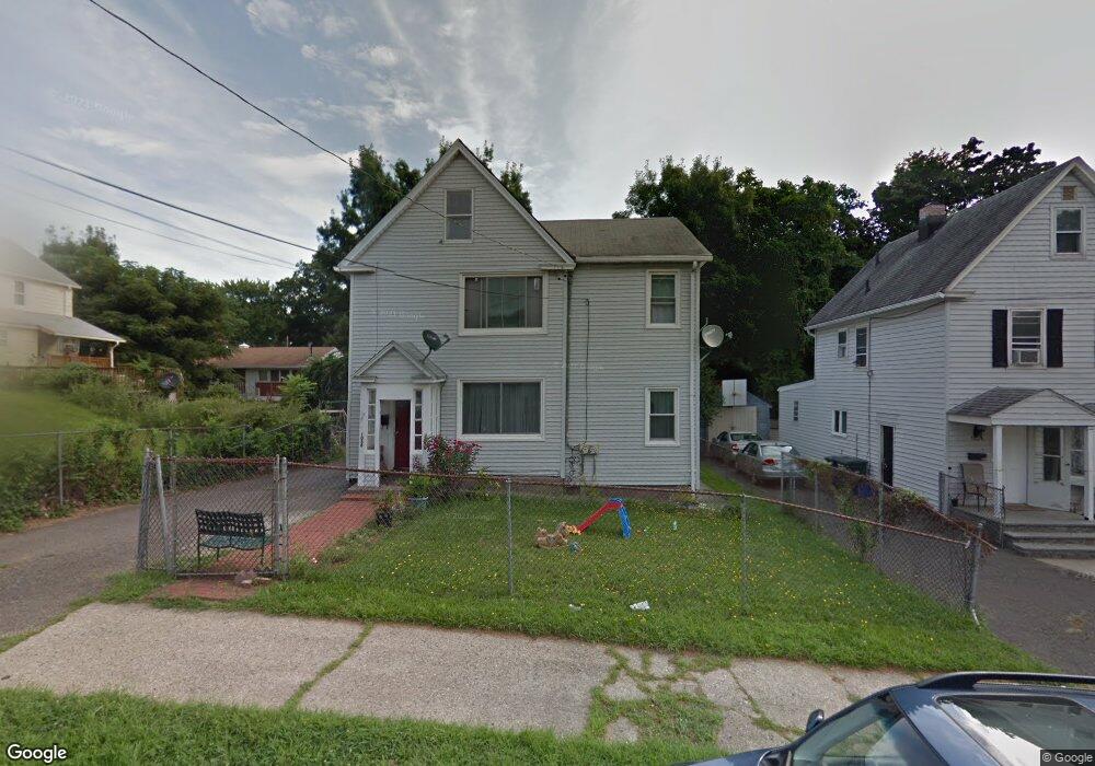 1036 Lindley St unit 2, Bridgeport, CT 06606 - photo 1