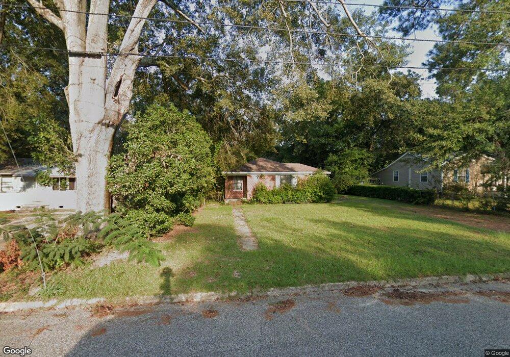 207 Highland St, Dothan, AL 36301 - photo 1