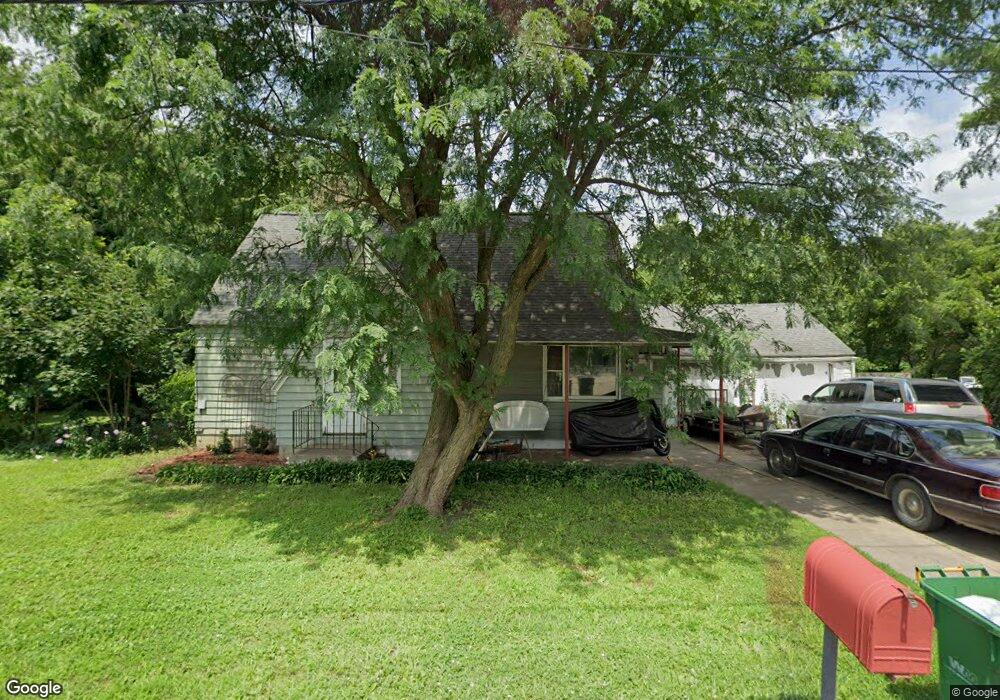 911 E Hawthorne St, Albert Lea, MN 56007 - photo 1