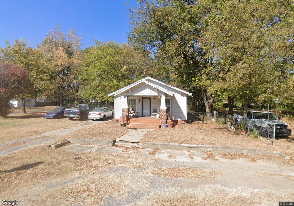 2026 Fremont St, Muskogee, OK 74401 - photo 1