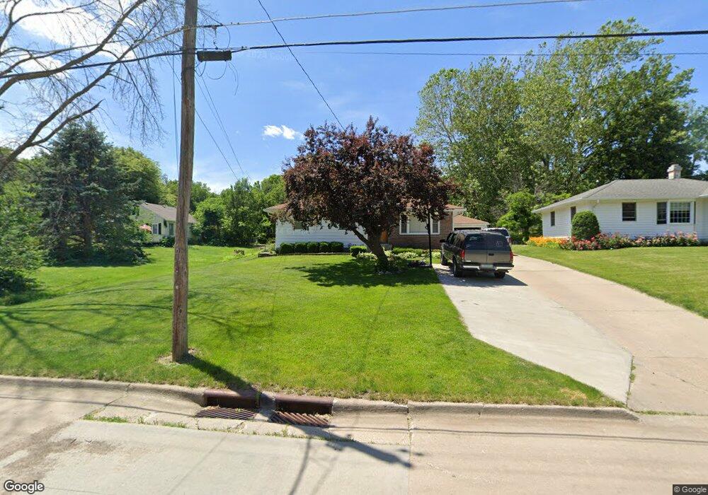 3848 E 30th St, Des Moines, IA 50317 - photo 1