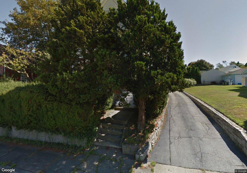 32 Alger Place, New London, CT 06320 - photo 1