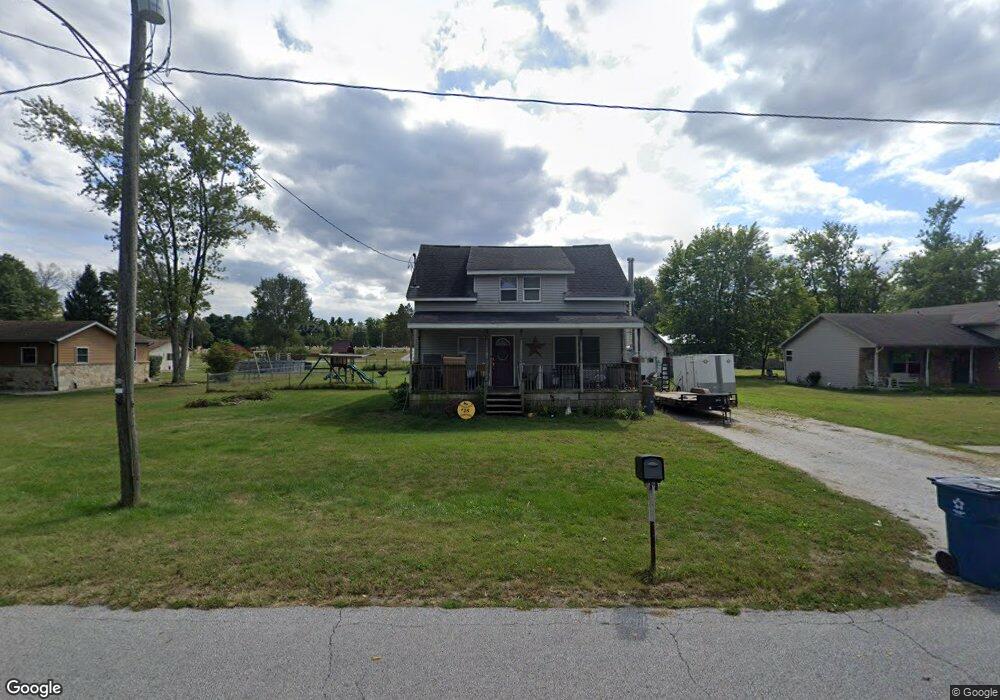 413 E Grove St, Wheatfield, IN 46392 - photo 1