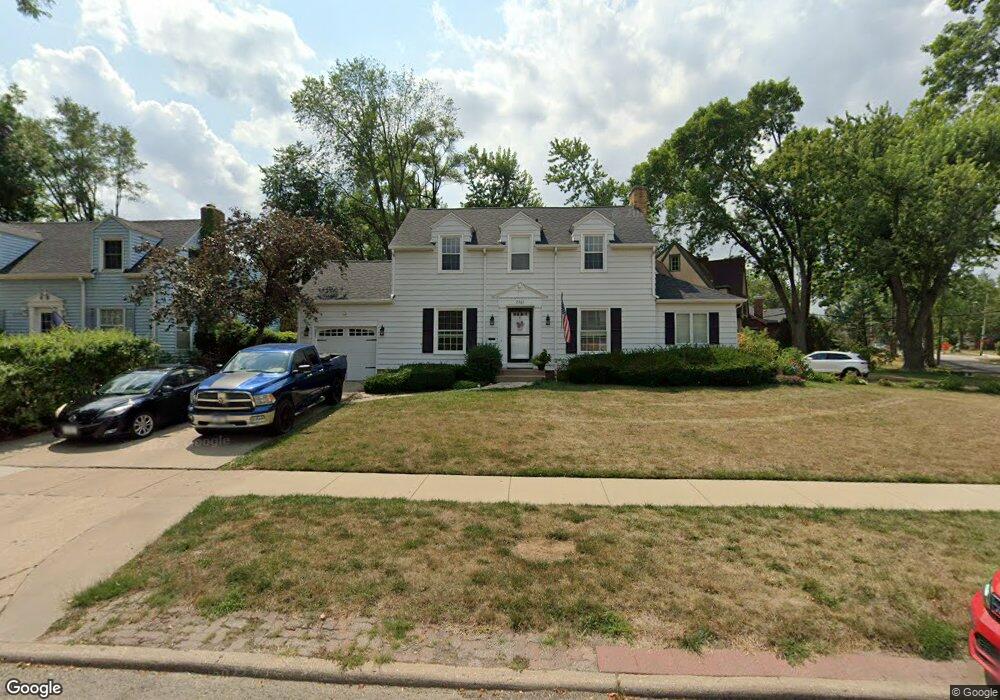 2505 Meadowbrook Dr SE, Cedar Rapids, IA 52403 - photo 1