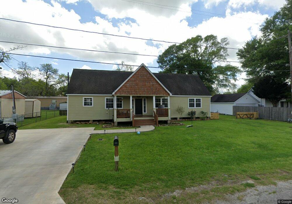 2408 3rd St, Bay City, TX 77414 - photo 1