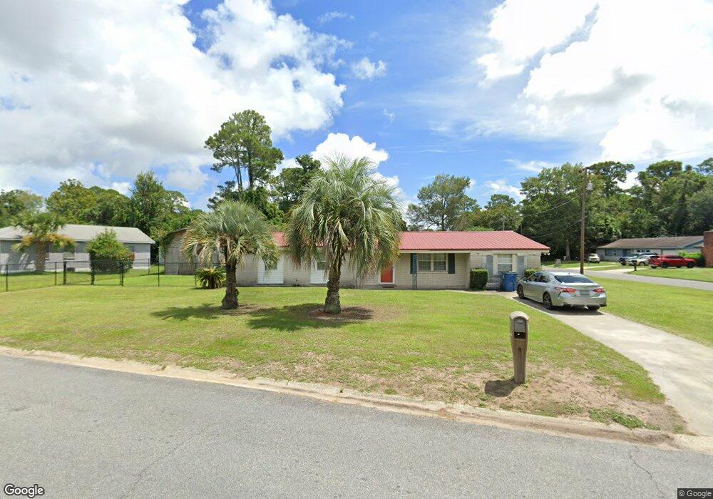 124 Hornet Dr, Brunswick, GA 31525 - photo 1