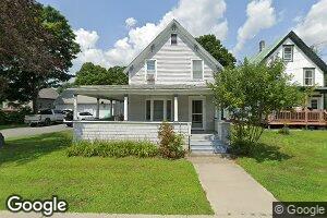 58 Gillette St, Hartford, VT 05047