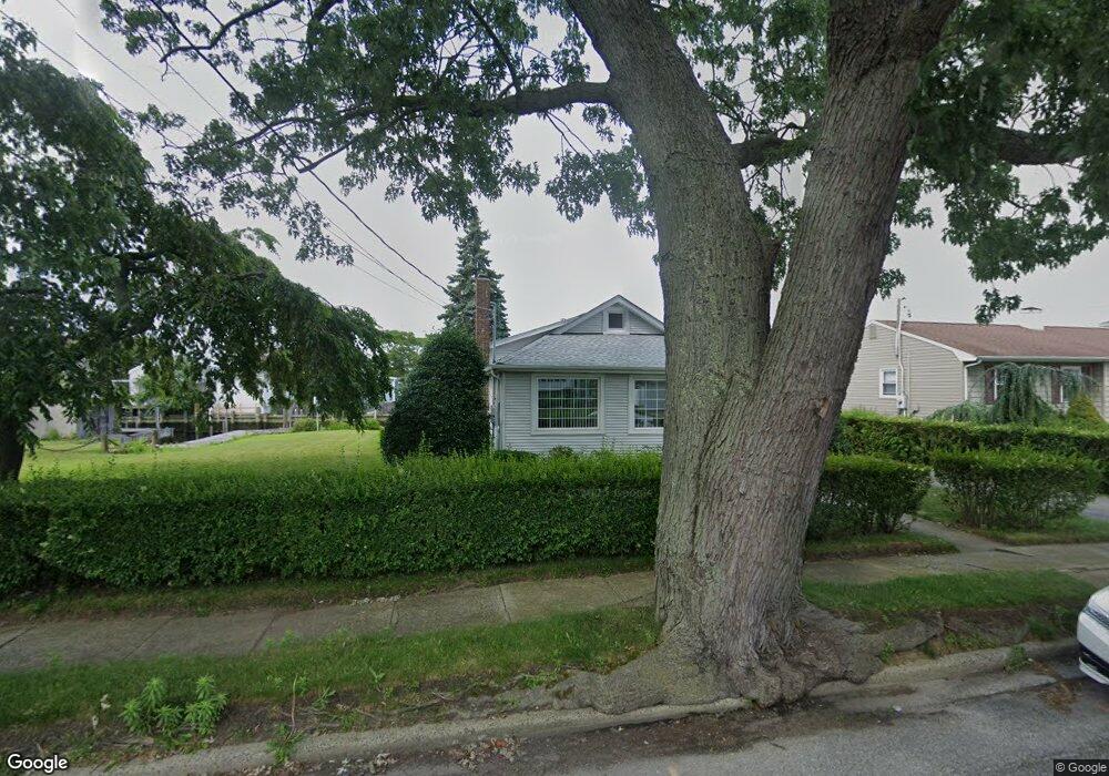 2761 Boundary Rd, Bellmore, NY 11710 - photo 1