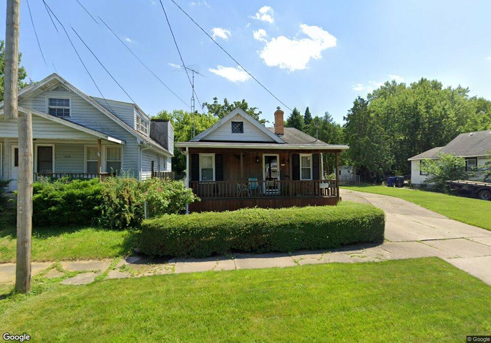 1223 Crawford St, Flint, MI 48507 - photo 1