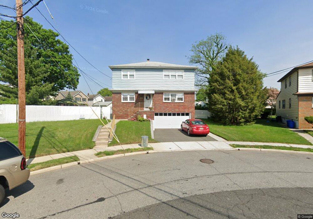 518 Anthony Ct, Lyndhurst, NJ 07071 - photo 1