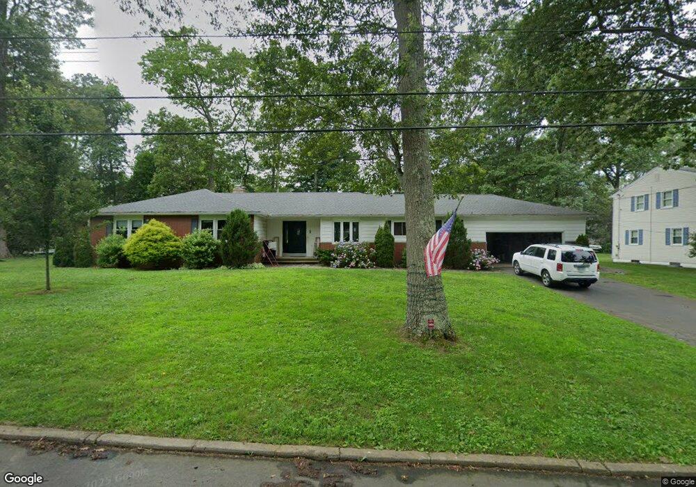 4 Soffer Place, Branford, CT 06405 - photo 1