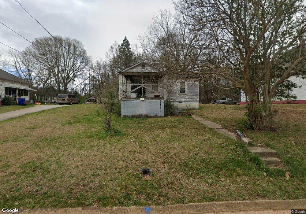 129 East Ave, Roanoke, AL 36274 - photo 1