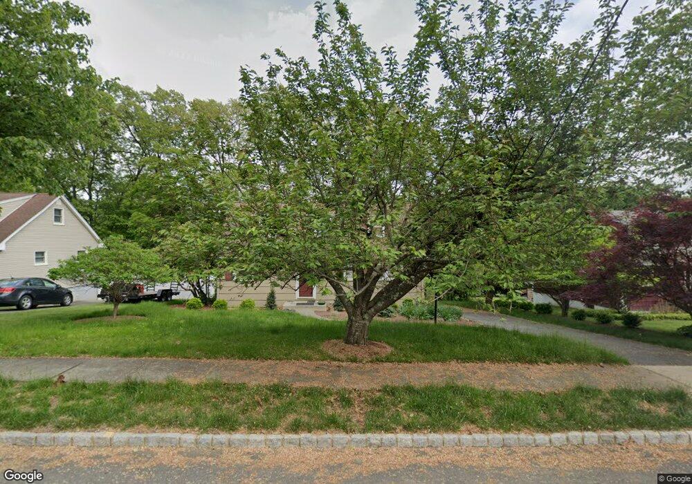 17 Cresthill Rd, Verona, NJ 07044 - photo 1