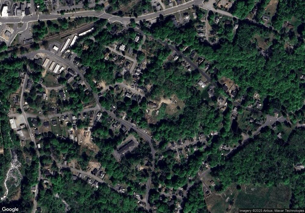 38 Carpenter St, Warren, MA 01083 - photo 1