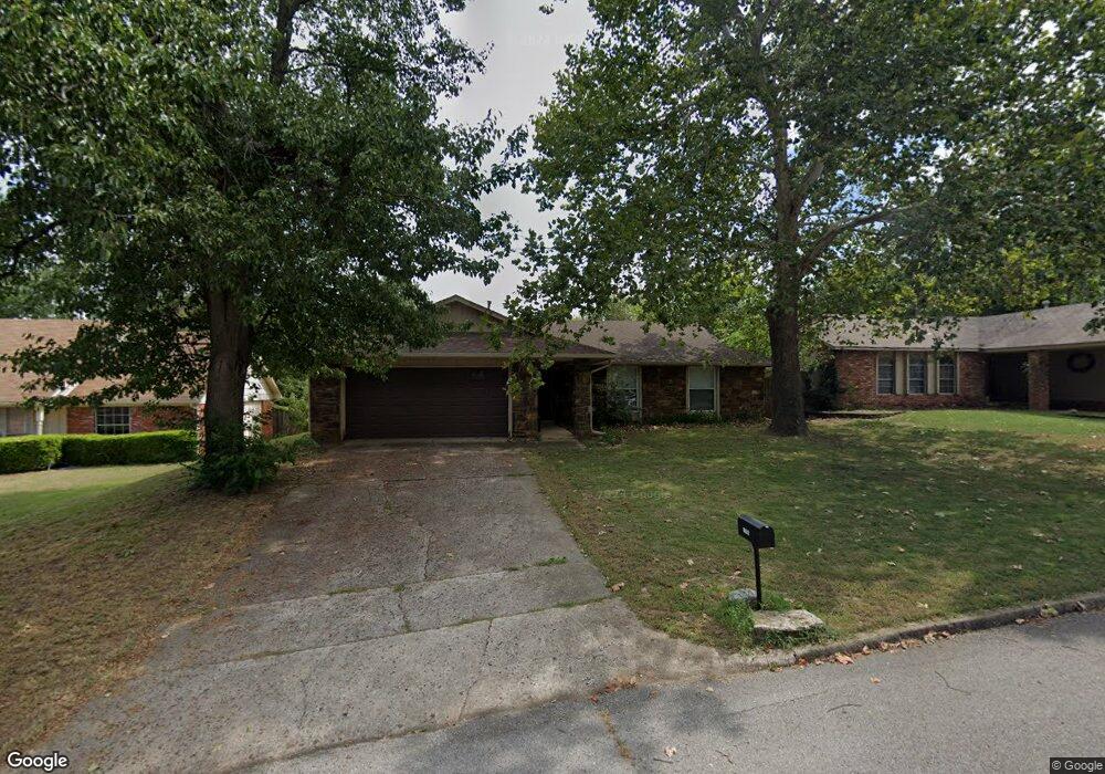 4109 S Cedar Place, Broken Arrow, OK 74011 - photo 1