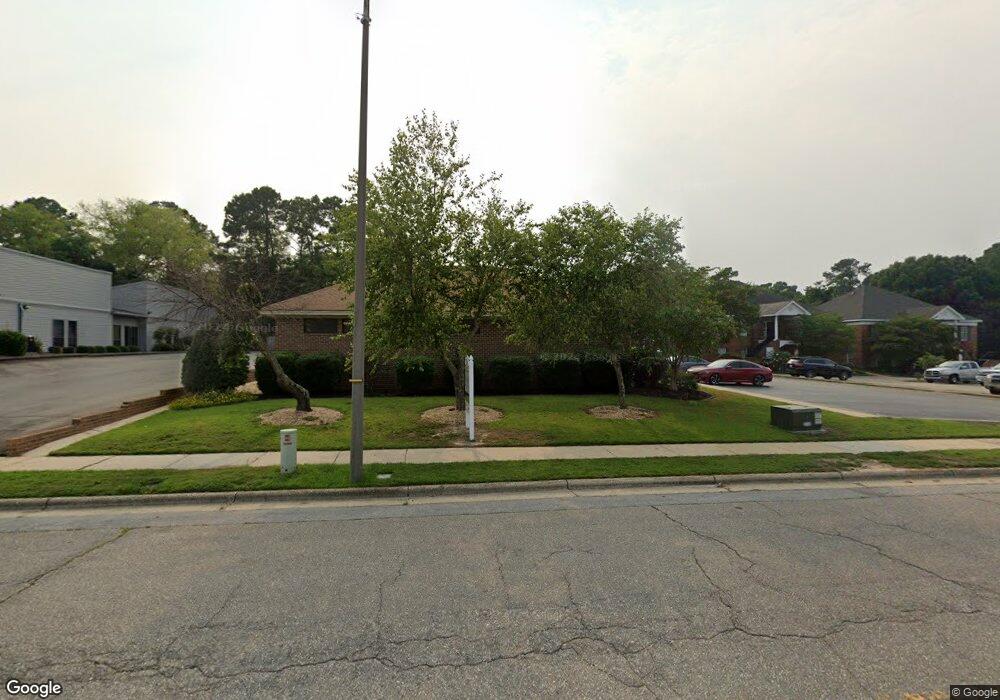 2573 Ravenhill Dr, Fayetteville, NC 28303 - photo 1