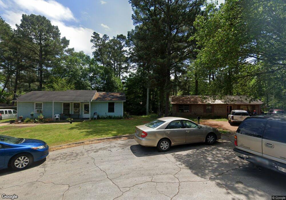 10108 Broken Branch Ct NE, Covington, GA 30014 - photo 1