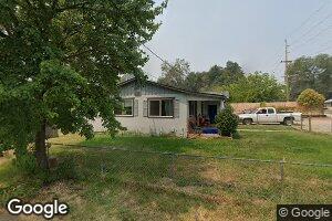 1669 Mistletoe Ln, Redding, CA 96002