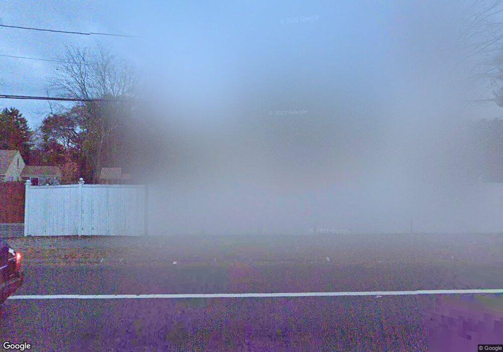 664 Worcester St, Wellesley, MA 02482 - photo 1