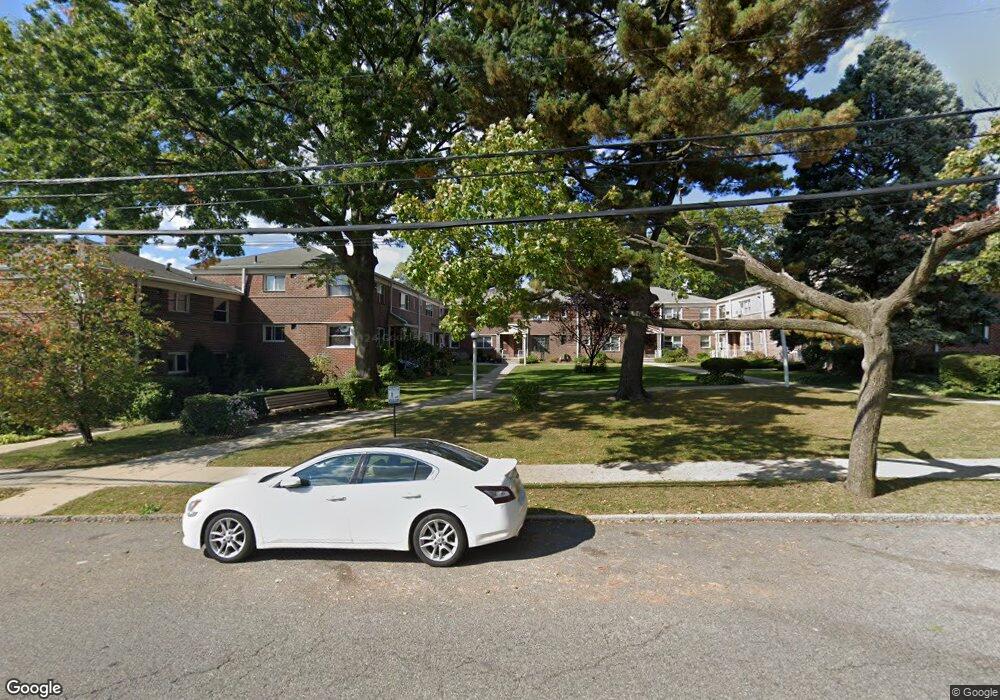 198-19 Dunton Ave unit B, Hollis, NY 11423 - photo 1