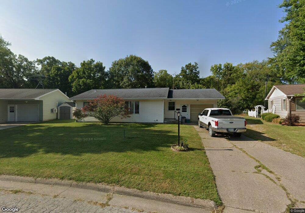 1230 Ridge Dr, Columbus Junction, IA 52738 - photo 1