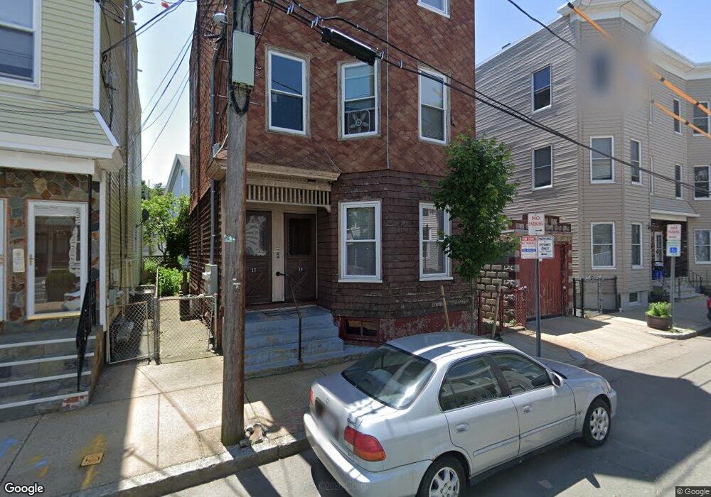 17 Portsmouth St, Cambridge, MA 02141 - photo 1