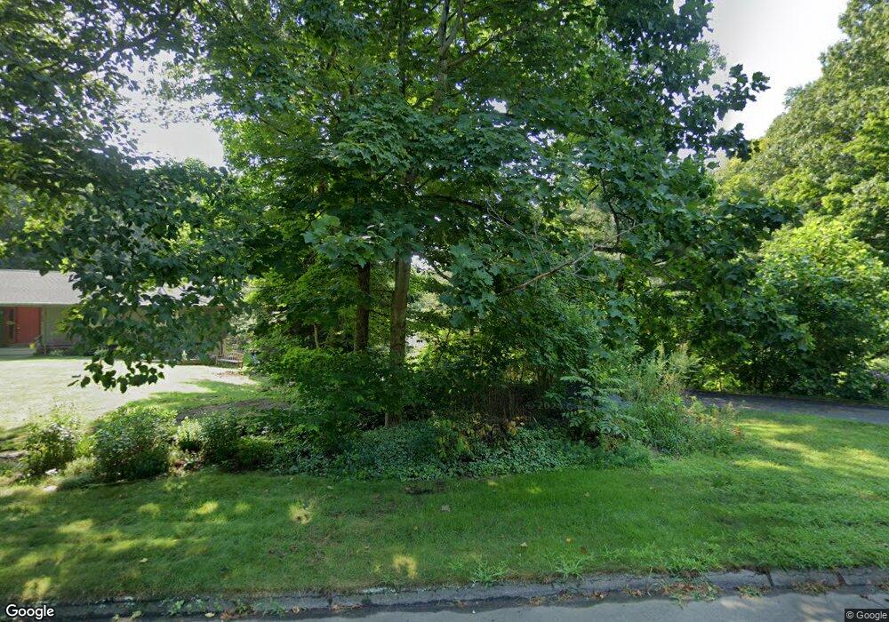 55 Ridgeview Cir, Guilford, CT 06437 - photo 1