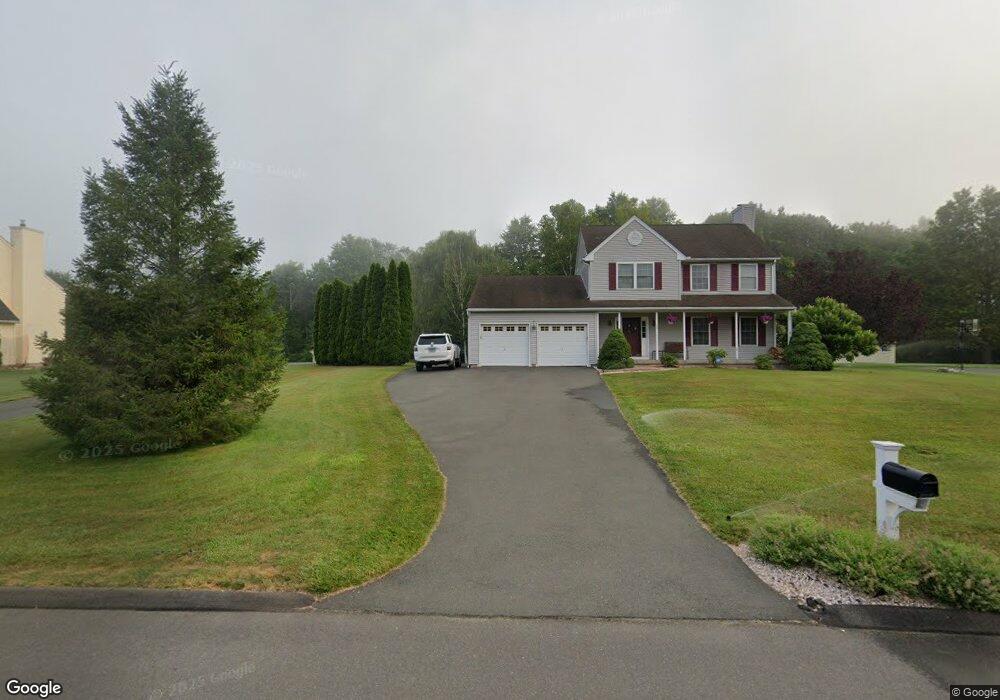 54 Hunters Crossing, Suffield, CT 06078 - photo 1