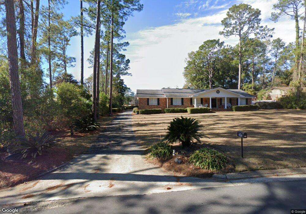 908 Elizabeth Place, Bainbridge, GA 39819 - photo 1