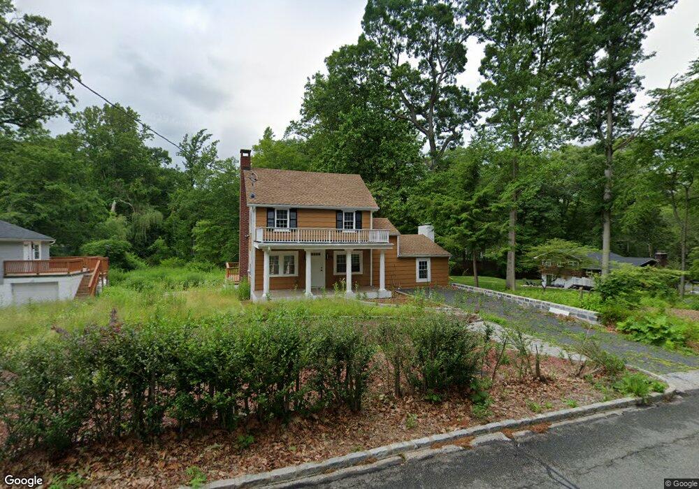 58 Whippoorwill Rd E unit 1, Armonk, NY 10504 - photo 1