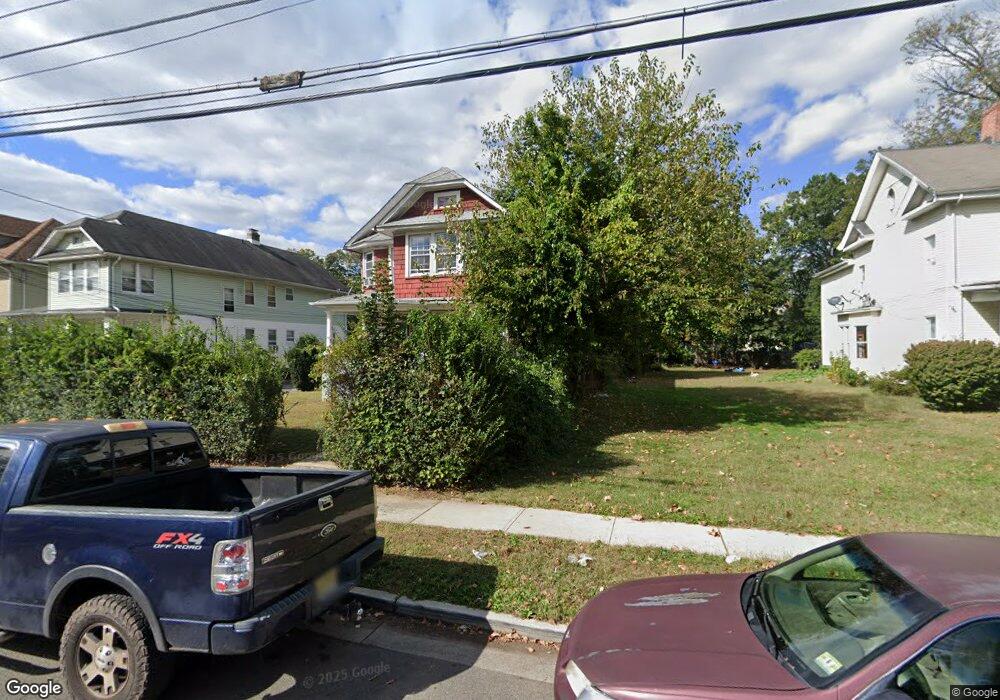 609 E 2nd St, Plainfield, NJ 07060 - photo 1