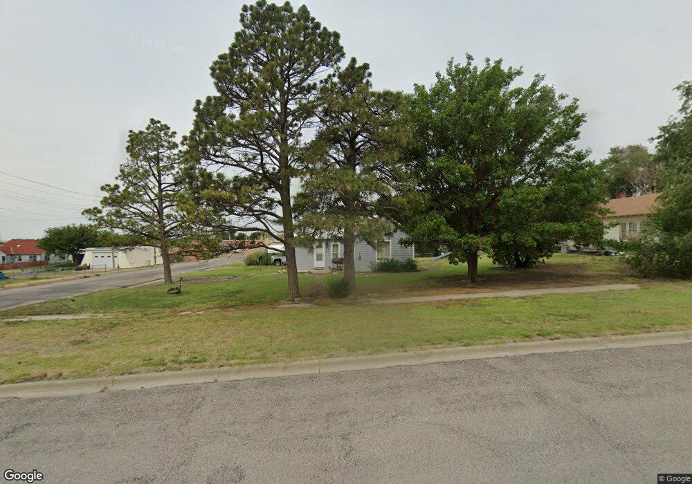 203 N 2nd St, Cimarron, KS 67835 - photo 1