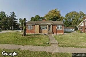 304 E Jackson St, Sullivan, IL 61951
