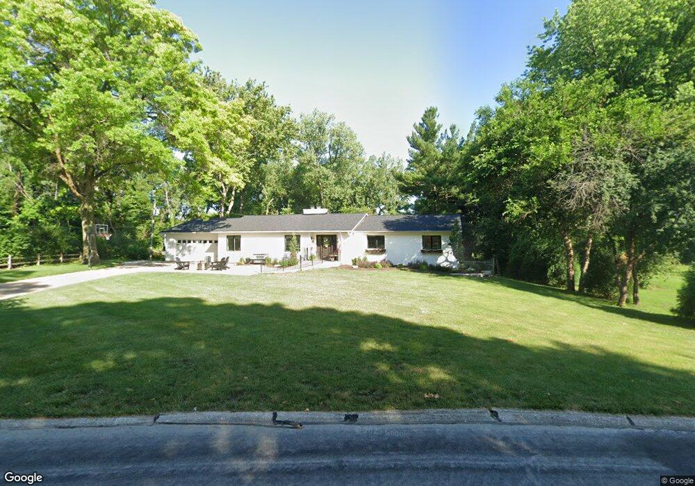 20 Oakbrook Place, Bettendorf, IA 52722 - photo 1