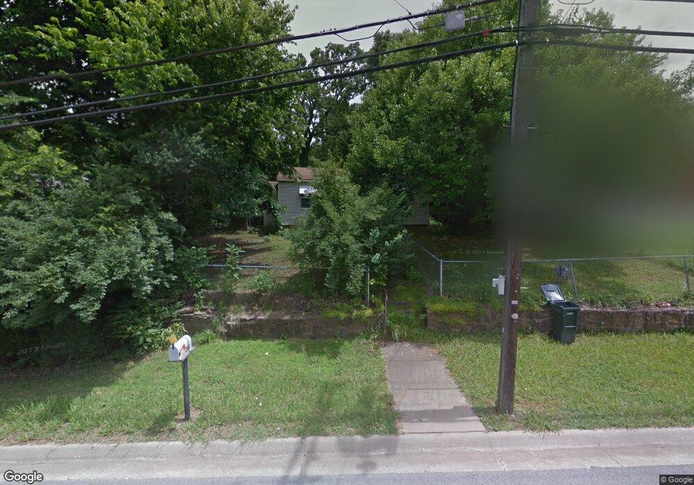 308 E Huntsville Rd, Fayetteville, AR 72701 - photo 1