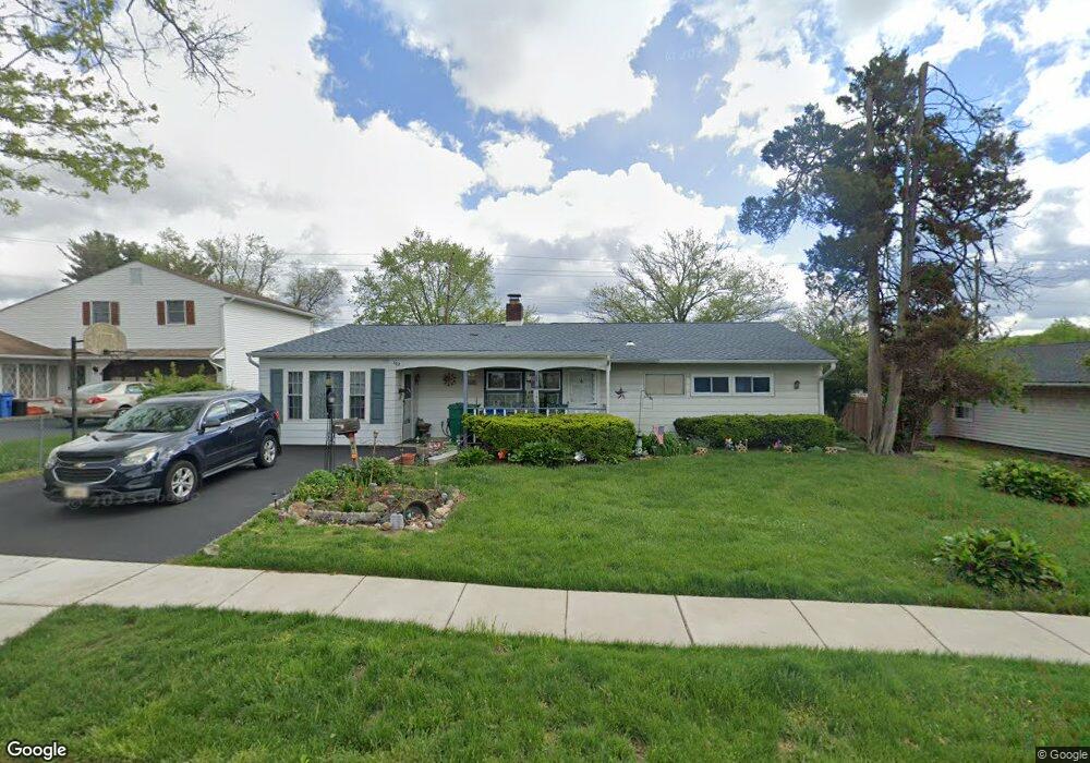 102 Gable Hill Rd, Levittown, PA 19057 - photo 1