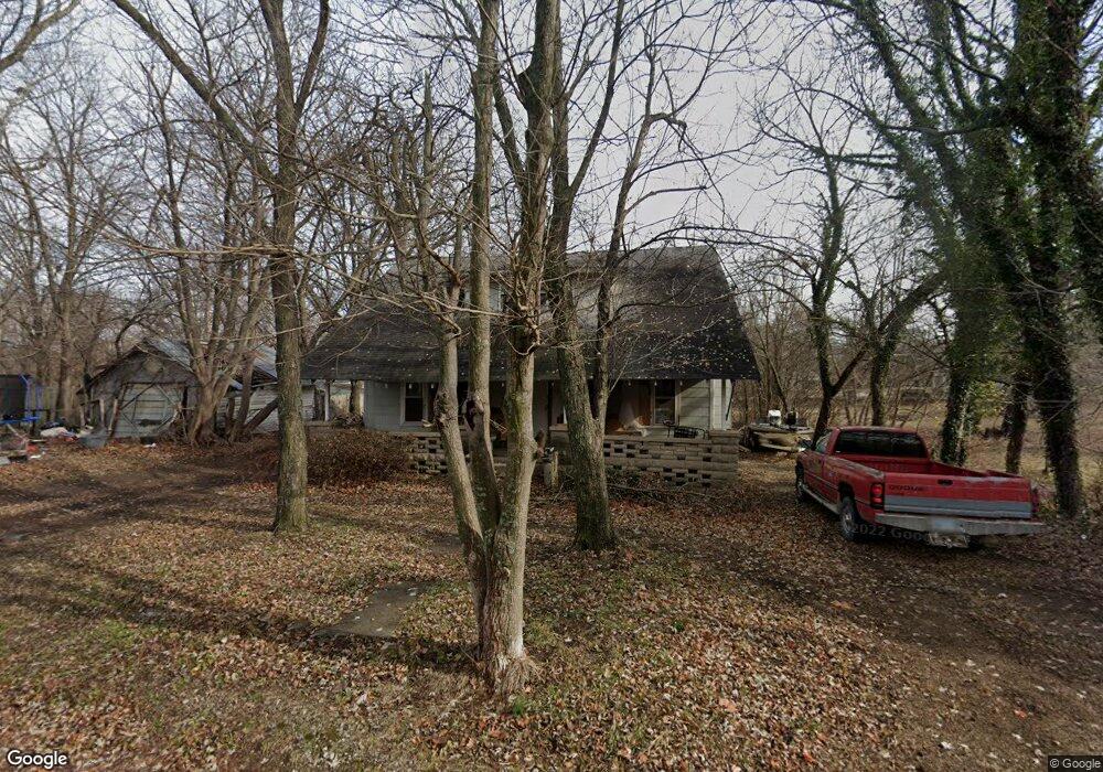 1115 N Central Ave, Parsons, KS 67357 - photo 1