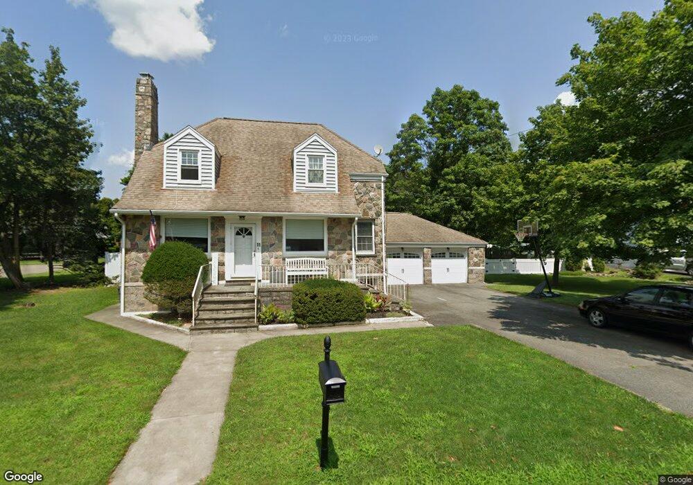 11 Walnut St, Oakland, NJ 07436 - photo 1