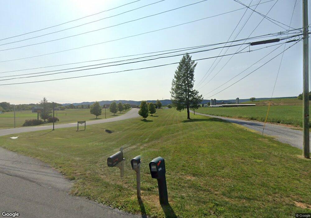 4777 Fort Loudon Rd, Mercersburg, PA 17236 - photo 1