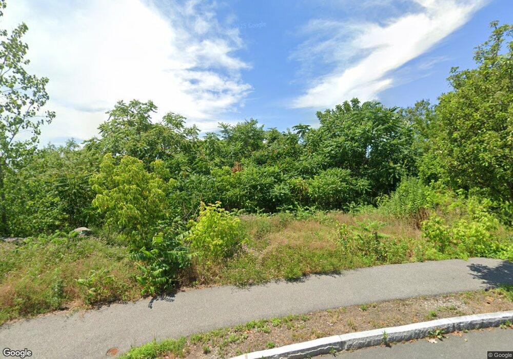 14 Hitching Hill Rd, Saugus, MA 01906 - photo 1