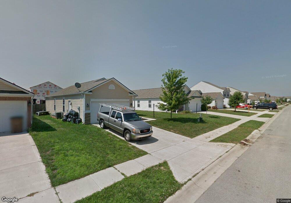 2367 Middle View Dr, Columbus, IN 47201 - photo 1