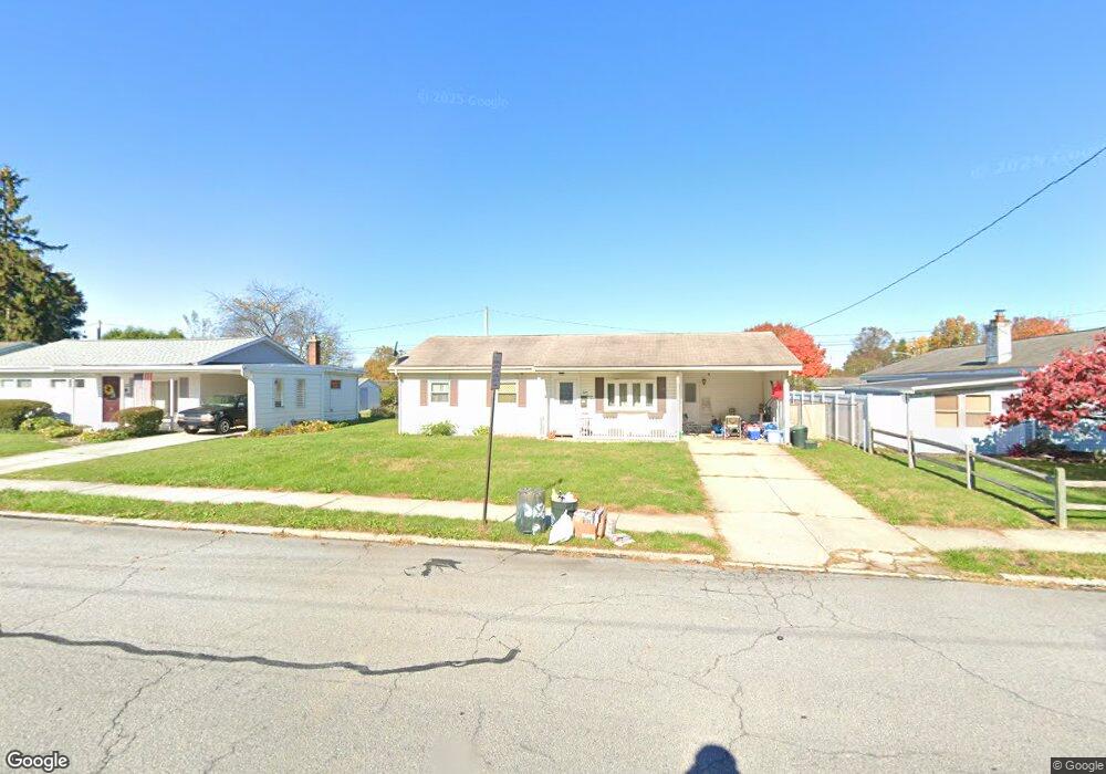 821 E Birch St, Palmyra, PA 17078 - photo 1