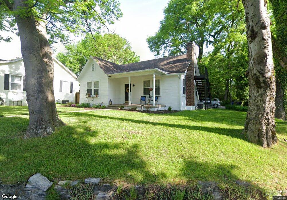 808 W 9th St, Columbia, TN 38401 - photo 1