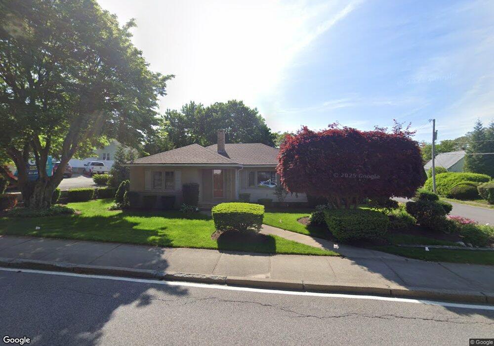 2391 Cranston St, Cranston, RI 02920 - photo 1