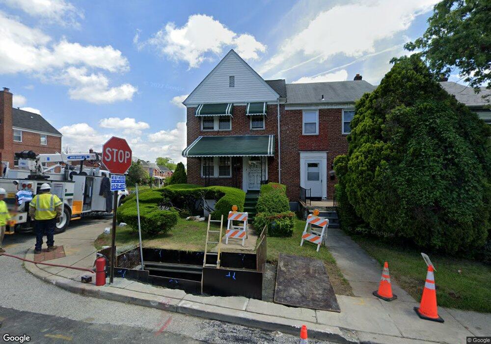 1023 Wildwood Pkwy, Baltimore, MD 21229 - photo 1