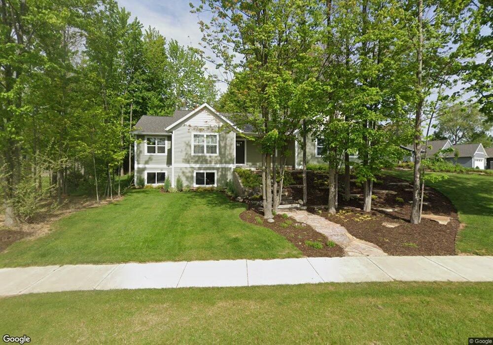 5375 Rischow Dr SW, Wyoming, MI 49509 - photo 1