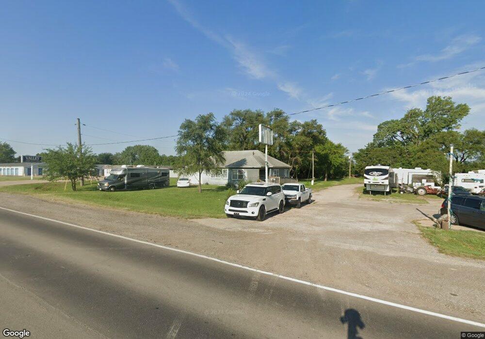 4609 SW Topeka Blvd, Topeka, KS 66609 - photo 1
