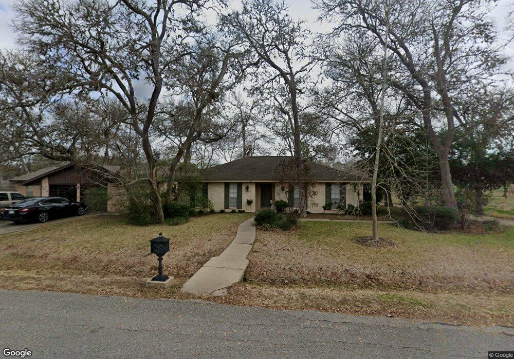 1701 Laurel Oaks Dr, Richmond, TX 77469 - photo 1