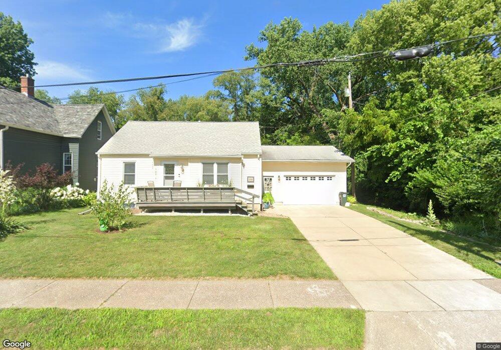 1330 Davie St, Davenport, IA 52804 - photo 1