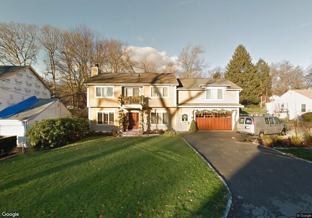 28 Derwen St, Stamford, CT 06906 - photo 1